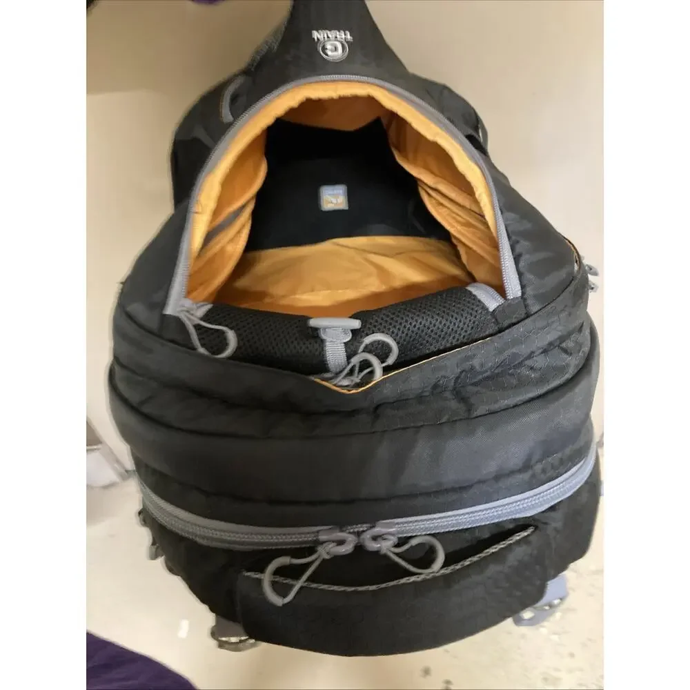 Brand New Kurgo G-Train Dog Carrier Backpack, Small - Black NEVER USED - NWOT